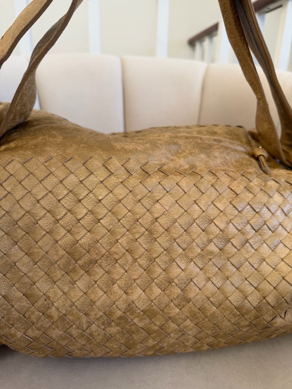 Bottega Veneta Metallic Gold Leather 
Intrecciato Hobo Woven Handbag Purse Bag - Picture 5 of 17